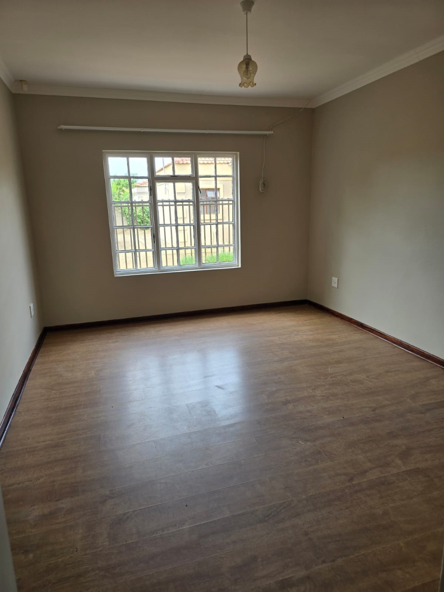 4 Bedroom Property for Sale in Mandela View Free State